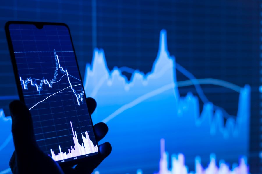 Forex Hedging: How to Protect Your Trades